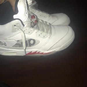 Supreme x jordan 5s